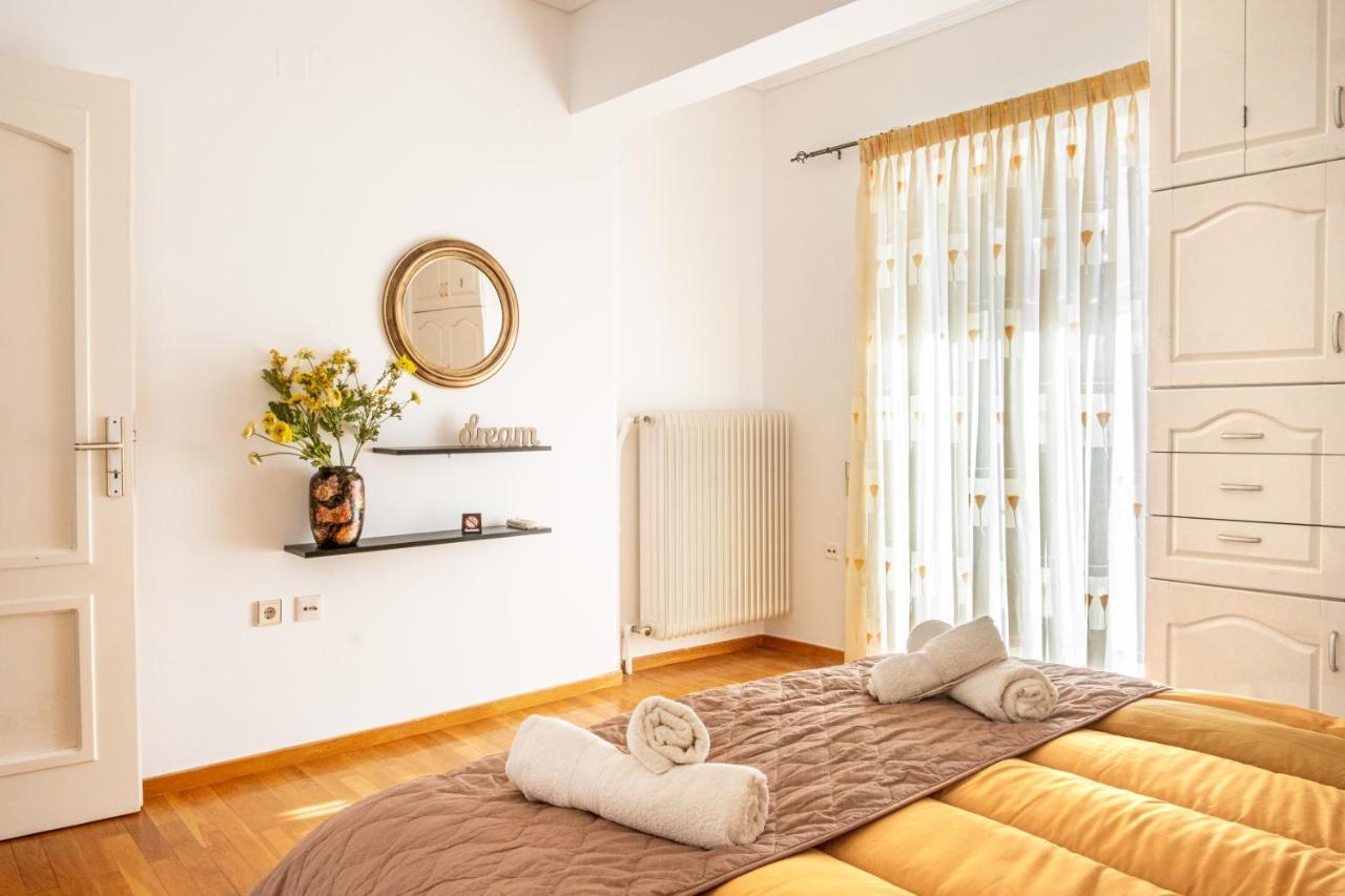 The Home Sweet Home - Family Friendly 2 Floor Apartment Каламата Экстерьер фото